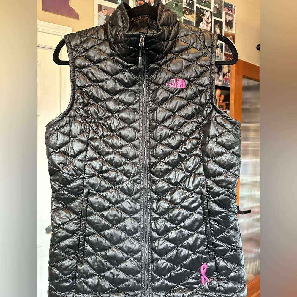 Womens The North Face Thermoball Vest Black Jacket Coat LIKE NEW M